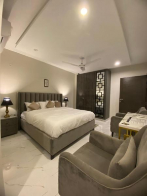 Luxury 3 BED Retreat in Central Islamabad by QRM Vacation Homes